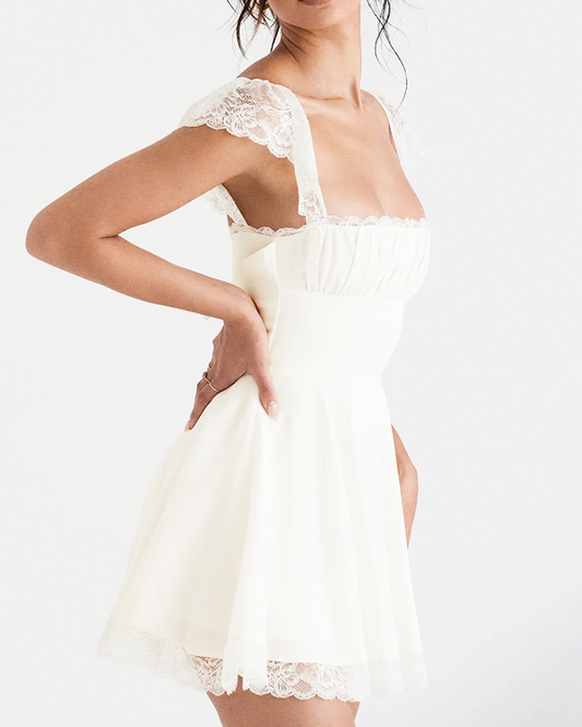 Robe corset blanche dentelle