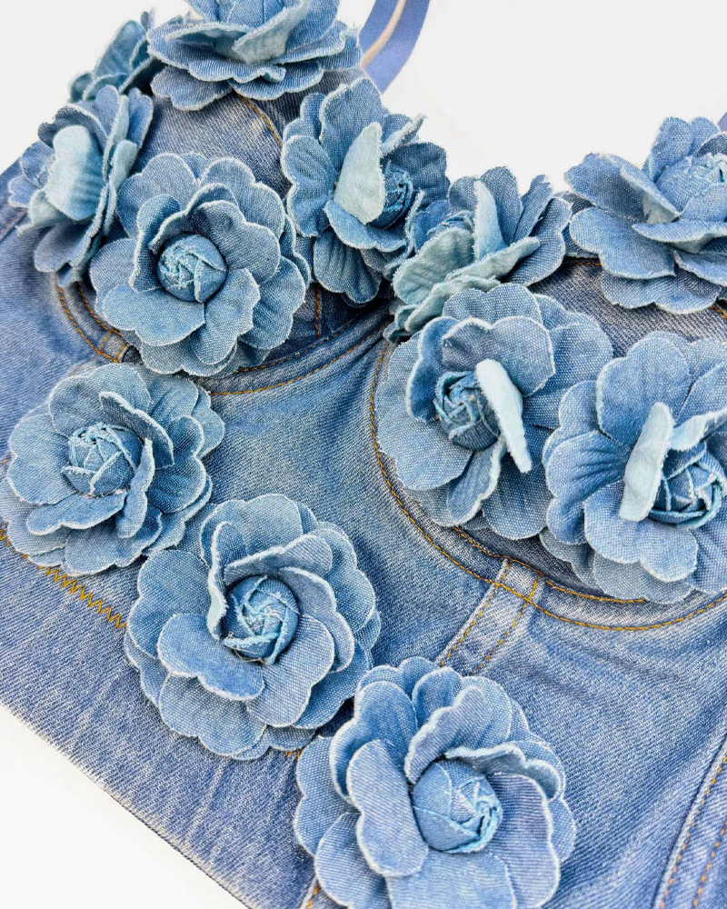 Bustier en jean à fleurs