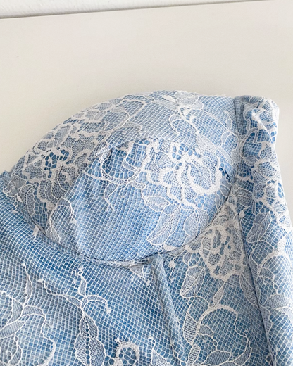 Corset bleu dentelle