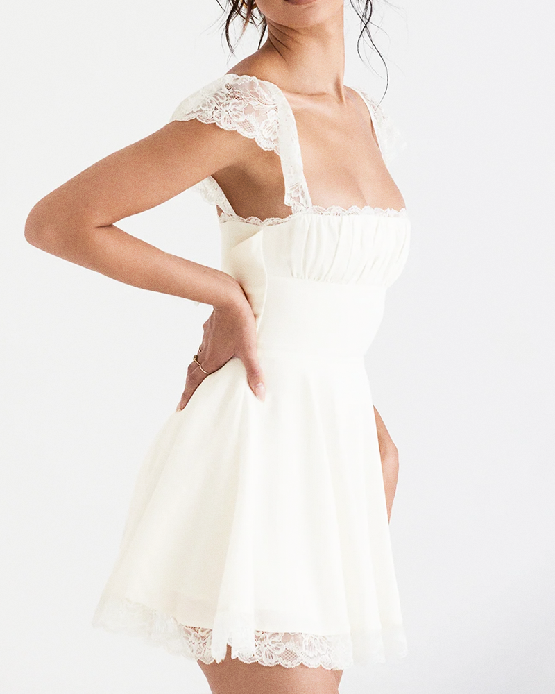 Robe corset blanche dentelle